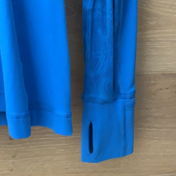 Longsleeve Turtle Neck with Zippers - Picture 7 of 9